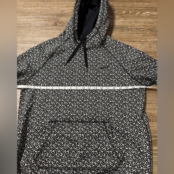 Nike Women's Therma Fit Fleece Lined Hoodie w Front Pocket Size M Petal Pattern - Picture 10 of 12